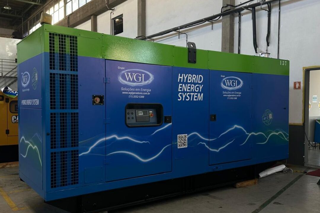 Gerador de energia híbrido para gestão de energia.